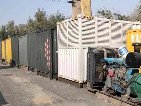 阳原200KW柴油发电机机组每小时油耗是多少？