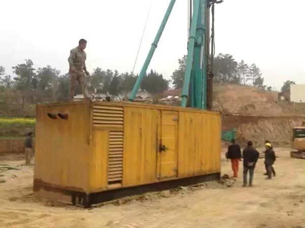 阳原如何判断水冷式机油散热器密封件是否需要更换？